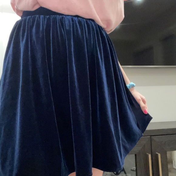 American Apparel blue velvet skirt - Picture 6 of 6